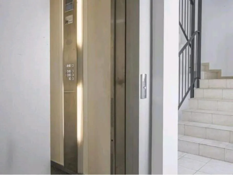 Apartamento Alojamiento Con Piscina Y Parking En Sevilla La Algaba